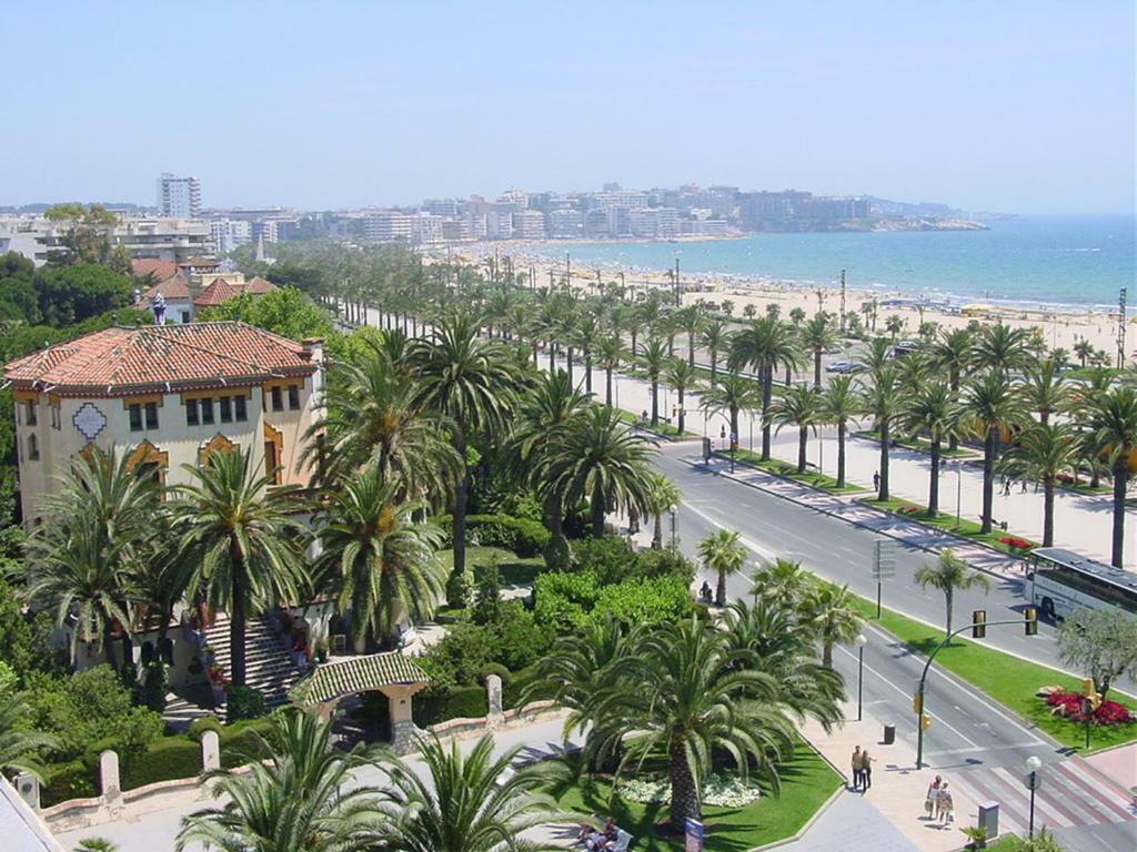 Nautilus Vistas Mar, Nuevo Centro Salou Appartement Buitenkant foto